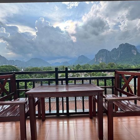 Vang Vieng Backpackers Hostel Екстериор снимка