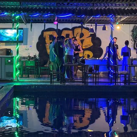 Vang Vieng Backpackers Hostel Екстериор снимка