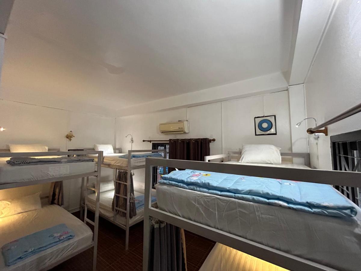 Vang Vieng Backpackers Hostel Екстериор снимка