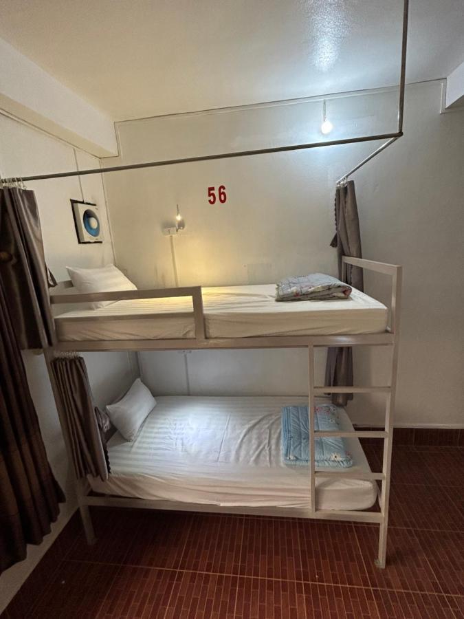 Vang Vieng Backpackers Hostel Екстериор снимка