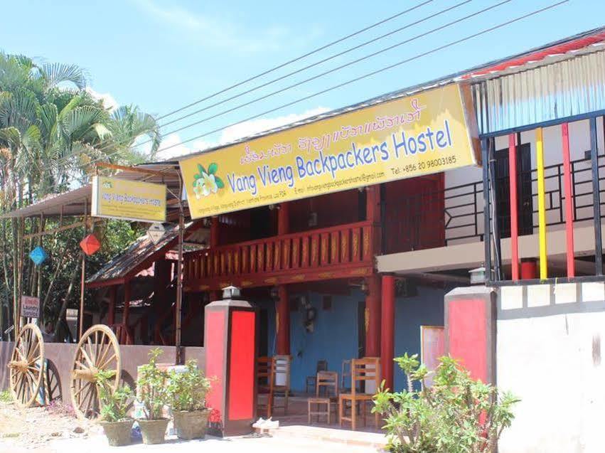 Vang Vieng Backpackers Hostel Екстериор снимка